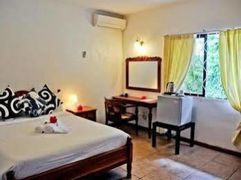 Lime Hill Lodge Anse aux Pins ภายนอก รูปภาพ
